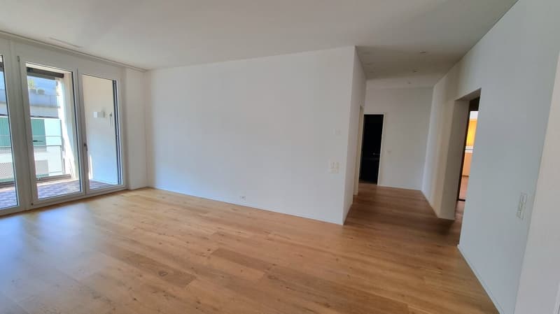 Helle 3.5-Zimmer-Wohnung mit Balkon in Wallisellen – sofort verfügbar! (11)