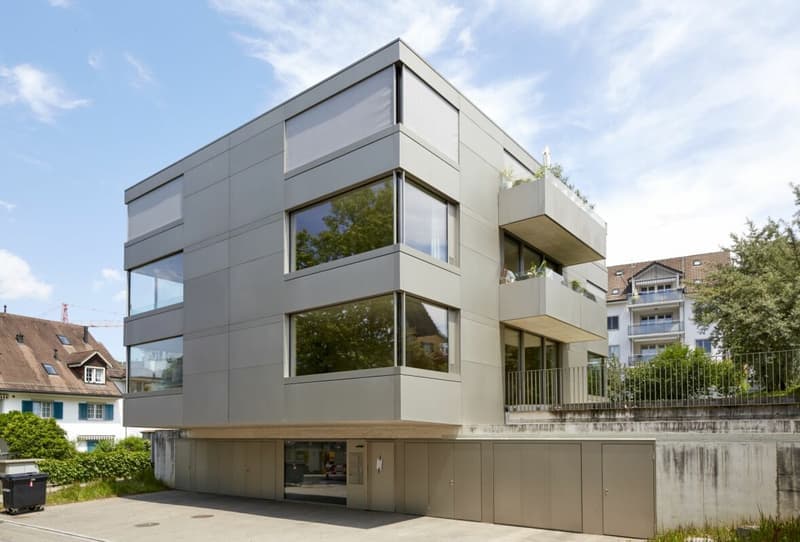 Helle 4.5-Zimmer-Wohnung mit Balkon und Seeblick in Männedorf (4)