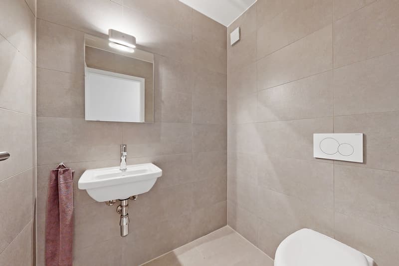Appartement lumineux de 2.5 pièces avec balcon à Nyon (10)