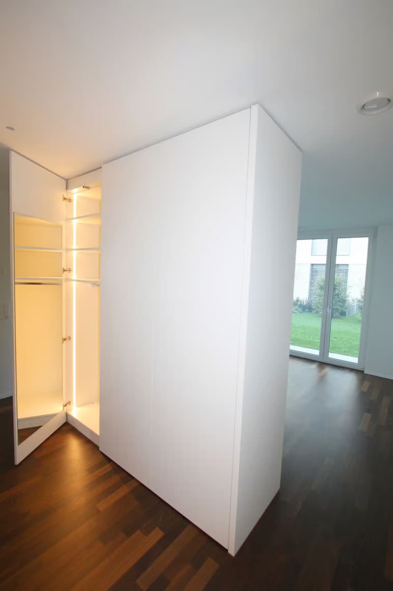 Helle 4.5-Zimmer-Wohnung mit Balkon und Garage in Kloten – sofort verfügbar! (10)