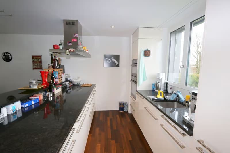 Helle 4.5-Zimmer-Wohnung mit Balkon und Garage in Kloten – sofort verfügbar! (7)