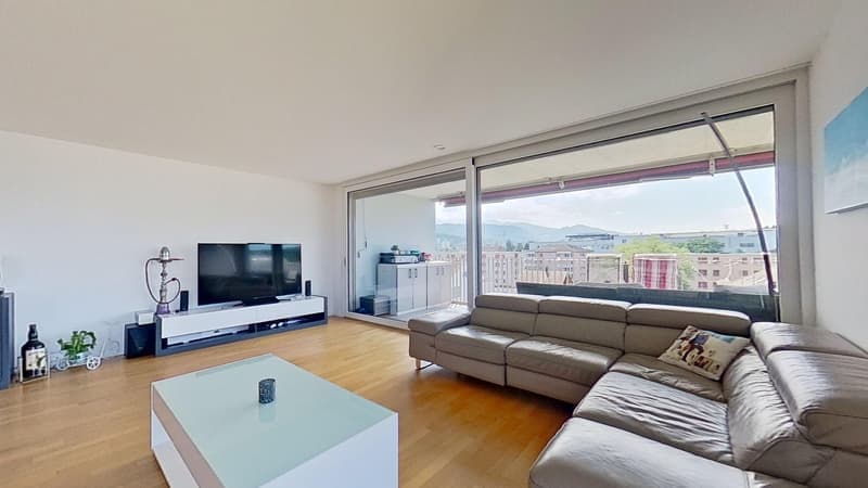 Helle 4.5-Zimmer-Wohnung mit Balkon an der Parkpromenade in Emmen (9)