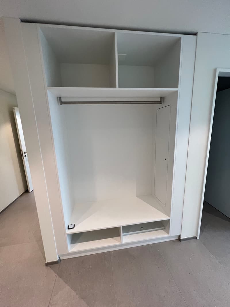 Helle 4.5-Zimmer-Wohnung mit Balkon und Garage in Steinhausen (5)
