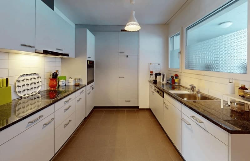 Helle, grosszügige 3,5 Zimmer Wohnung in Stans (3)