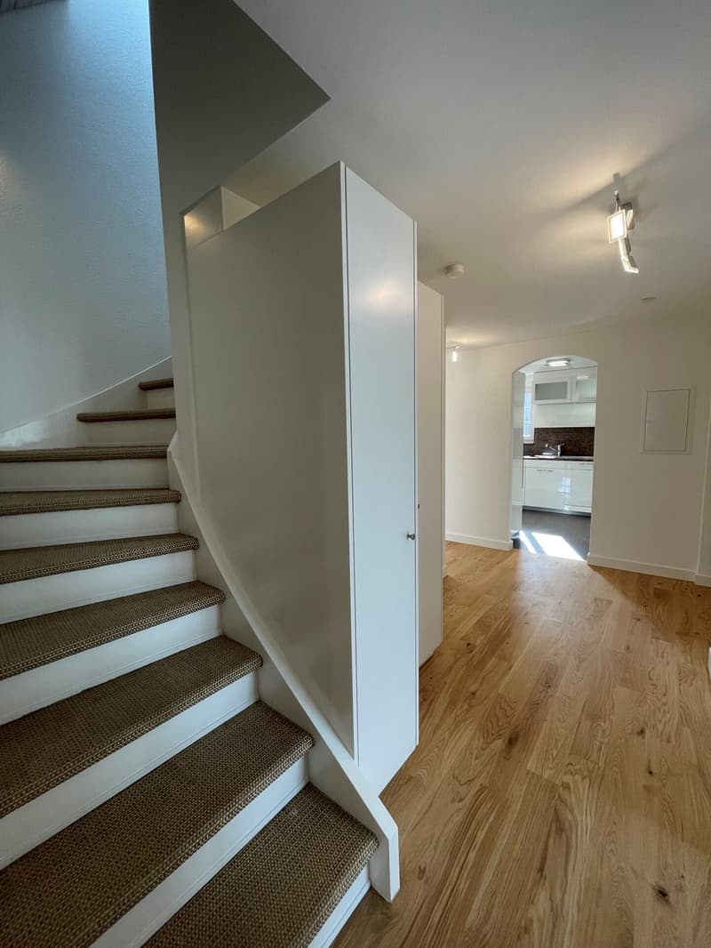 Helle 4.5-Zimmer-Wohnung mit Seesicht in Stäfa – sofort verfügbar (4)