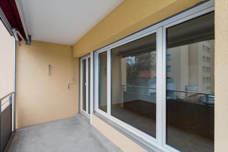 Helle 2-Zimmer-Wohnung mit Balkon in Thalwil – sofort verfügbar (6)