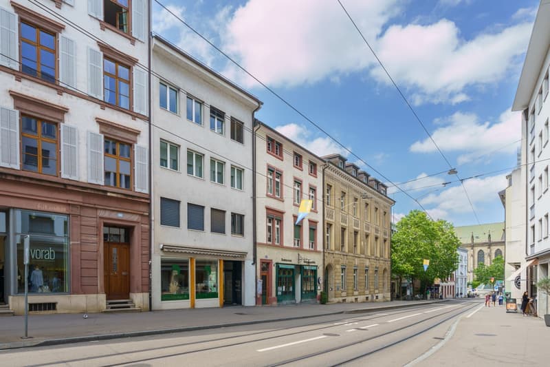 Helle 3.5-Zimmer-Wohnung mit Balkon und Garage an der Elisabethenstrasse in Basel (5)