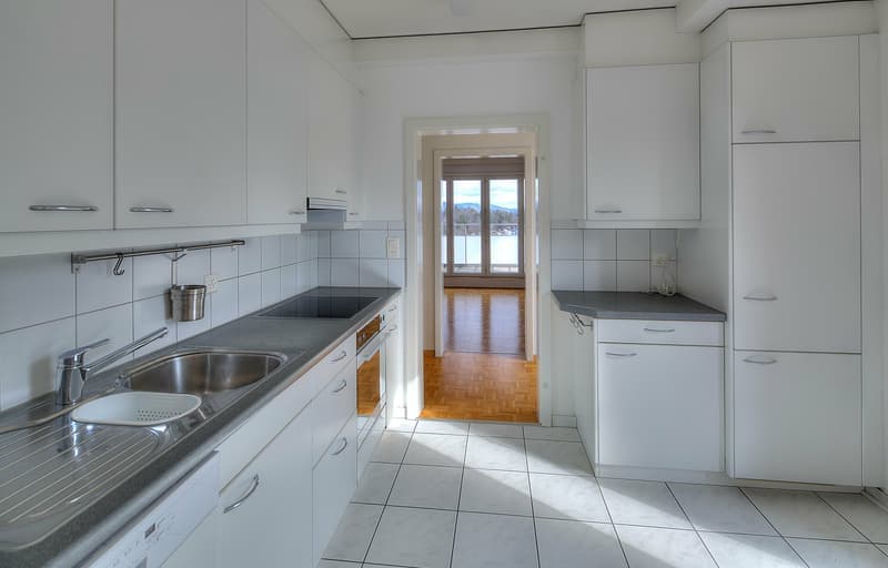 Helle 4-Zimmer-Wohnung mit Balkon und Garage in Olten (11)
