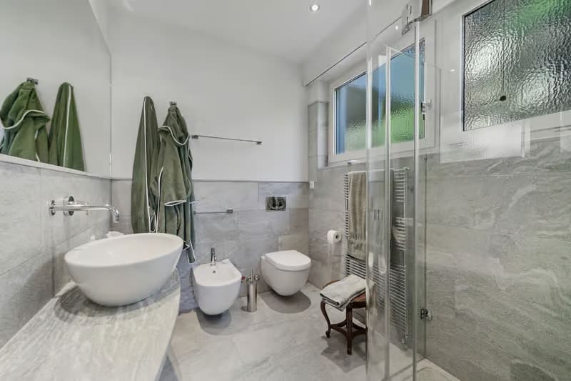 Charmante 4.5-Zimmer-Wohnung mit Bergblick in St. Moritz – sofort verfügbar (10)
