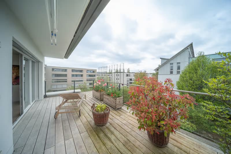 Helle 4.5-Zimmer-Wohnung mit Balkon und Garage in Frauenfeld – sofort verfügbar! (1)