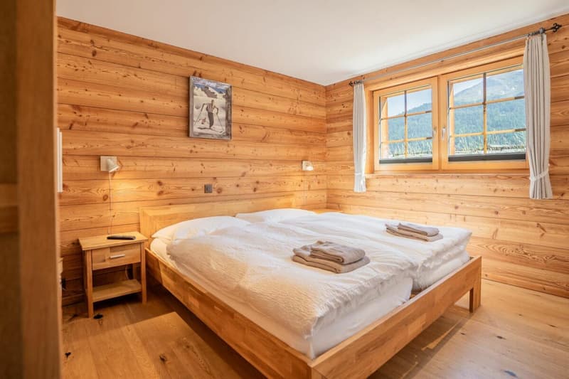 Exclusive secondary residence chalet directly on the ski slope (19)