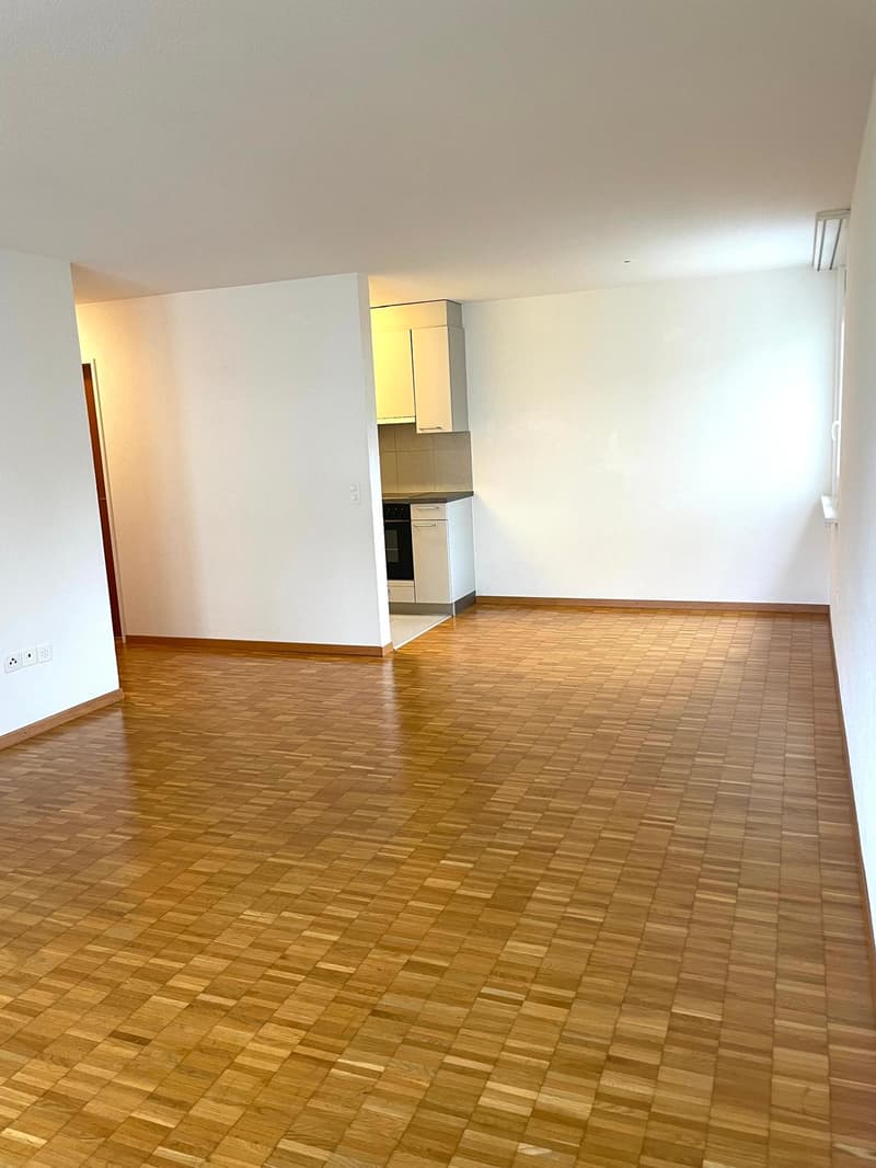 Grosszügige 3.5-Zimmer-Wohnung mit Balkon in Wiedlisbach (3)