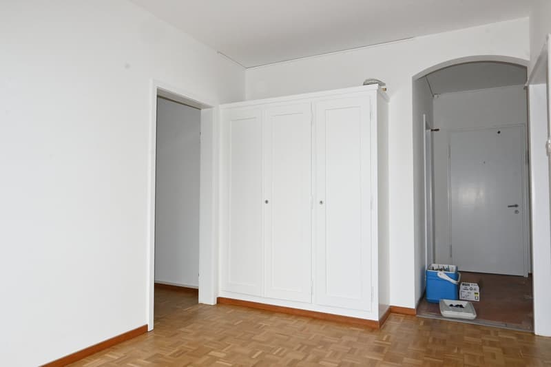 Bright 2.5-room apartment with balcony in Bern-Bümpliz (4)