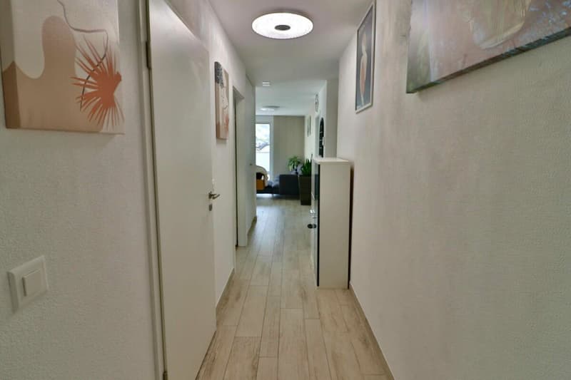 Superbo attico di 4.5 locali nel centro del villaggio (8)