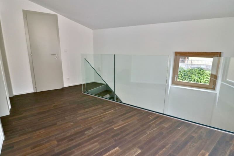 Oggetto raro! Casa a schiera incantevole di 3.5 locali, nuova, con fascino! (9)