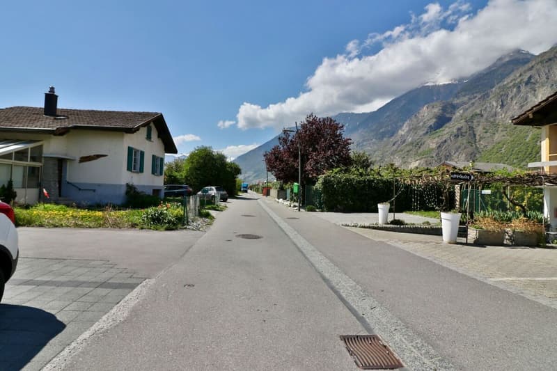 103 - New 3.5-room apartment in an intimate residence in Saxon (9)