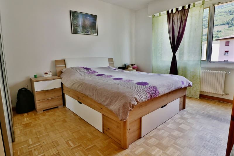 Beautiful 2.5-room apartment renovated with immediate return (5)
