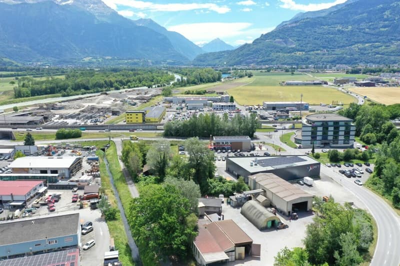 Monthey - Boeuferrant - Terrain artisanal-industriel de 4500 m2 (2)