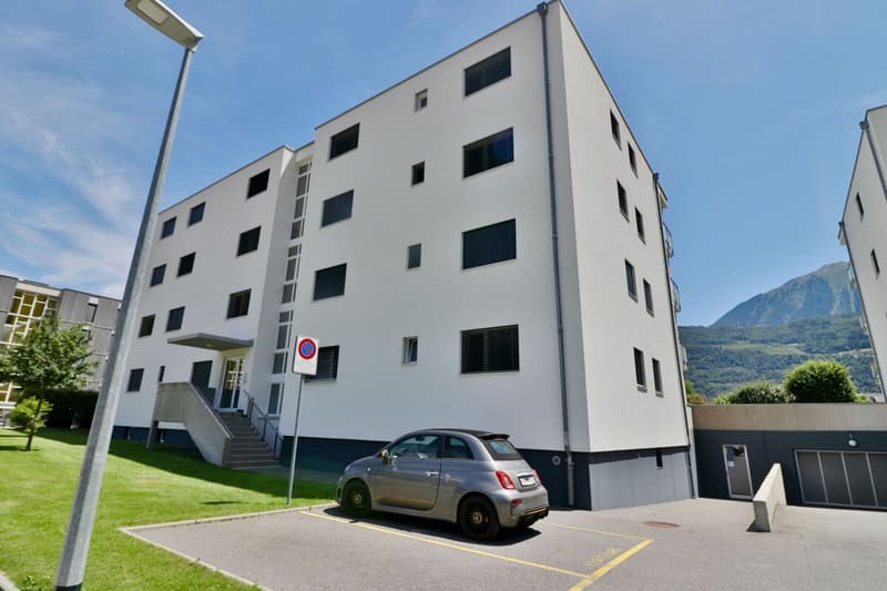 Spacieux 2.5 pièces récent, déjà loué. (11)