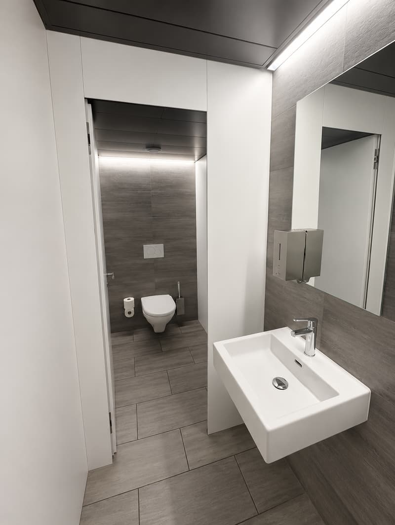 Hochwertige WC-Anlagen