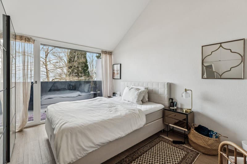 Very beautiful semi-detached house in a residential and family area, with a view of the lake and mountains (10)