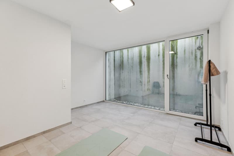 Very beautiful semi-detached house in a residential and family area, with a view of the lake and mountains (13)