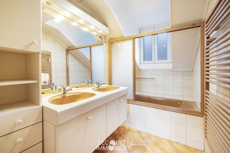 Attique, 3.5 pièces, 81.00 m2