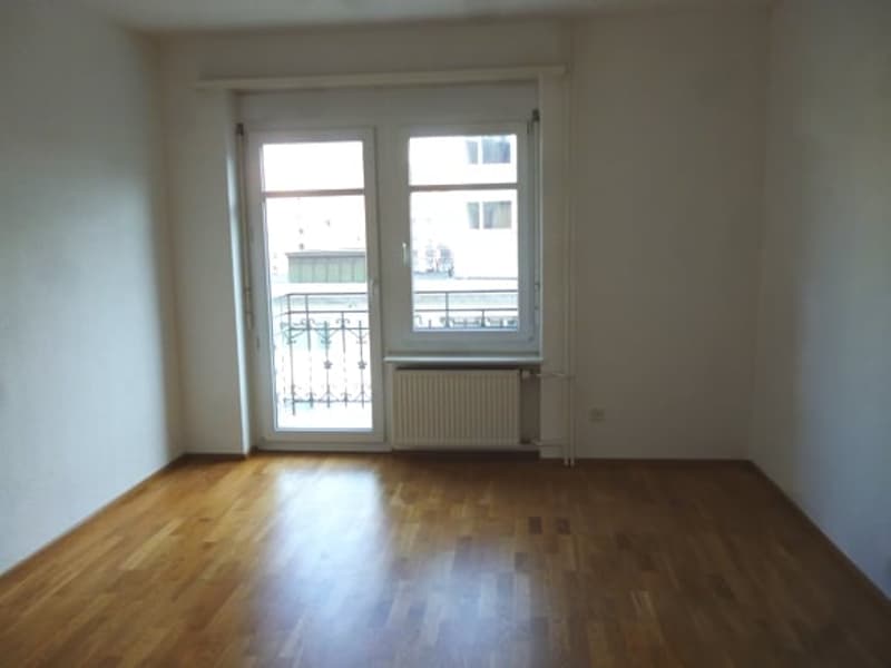 Zimmer mit Balkon