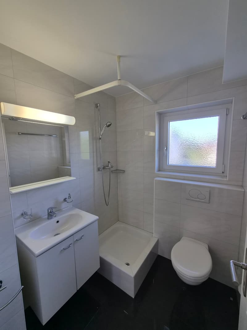 Bad mit Dusche