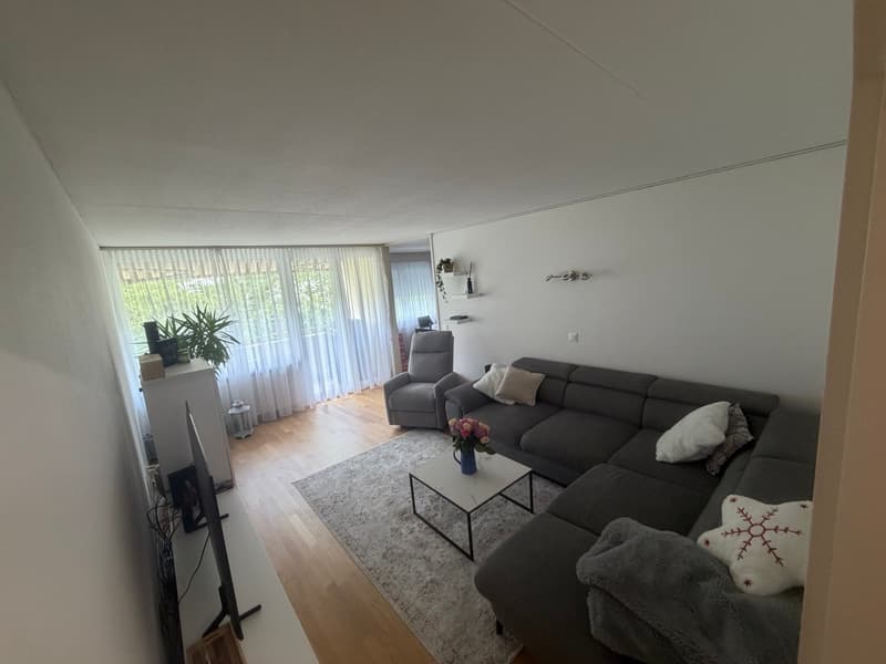 Gepflegte 3.5-Zimmer-Wohnung mit Balkon in Horgen – ab 01. November 2026 verfügbar (2)