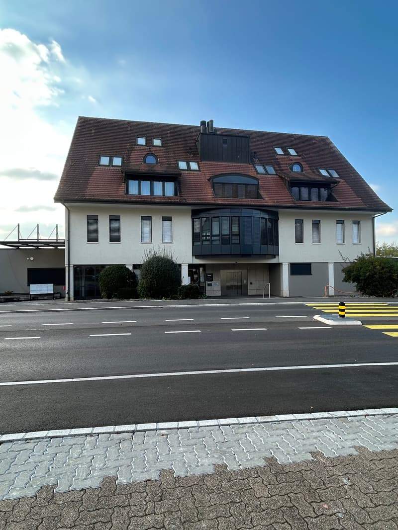 Espace de stockage et commercial polyvalent au centre de Breitenbach (3)