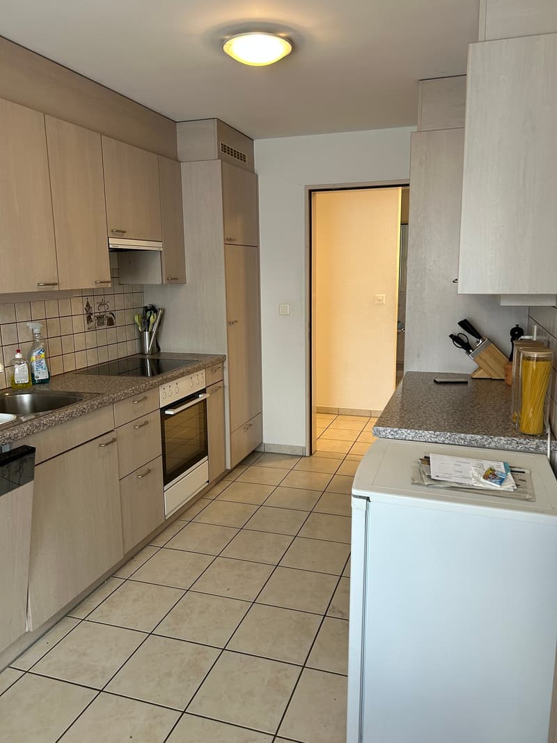 Stilvolle 4.5-Zimmer-Wohnung im 1. Obergeschoss zu vermieten (5)