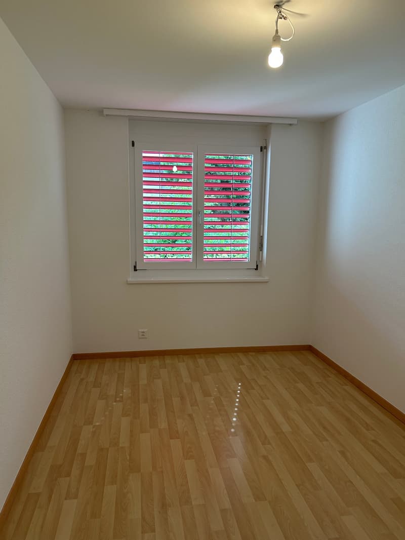 Appartamento ristrutturato in una zona tranquilla – luminoso & spazioso con balcone (13)