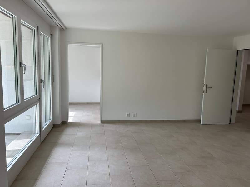 Appartamento ristrutturato in una zona tranquilla – luminoso & spazioso con balcone (10)