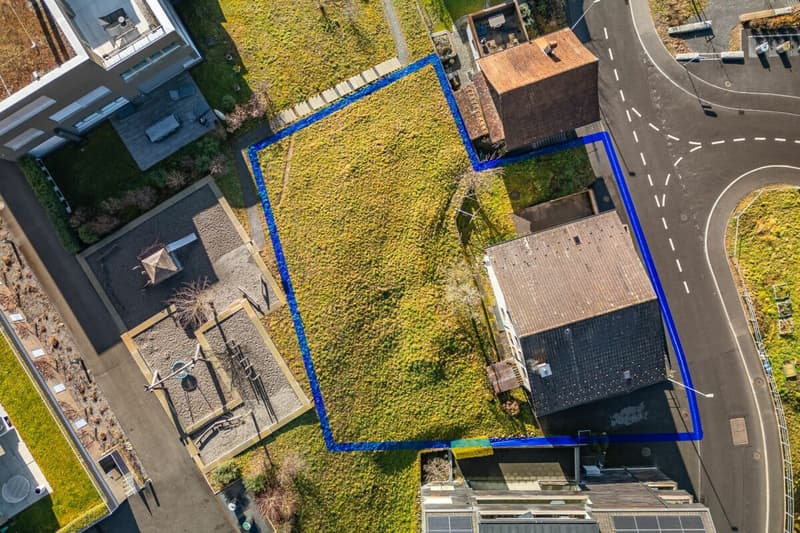 Land for a multi-family house (2)