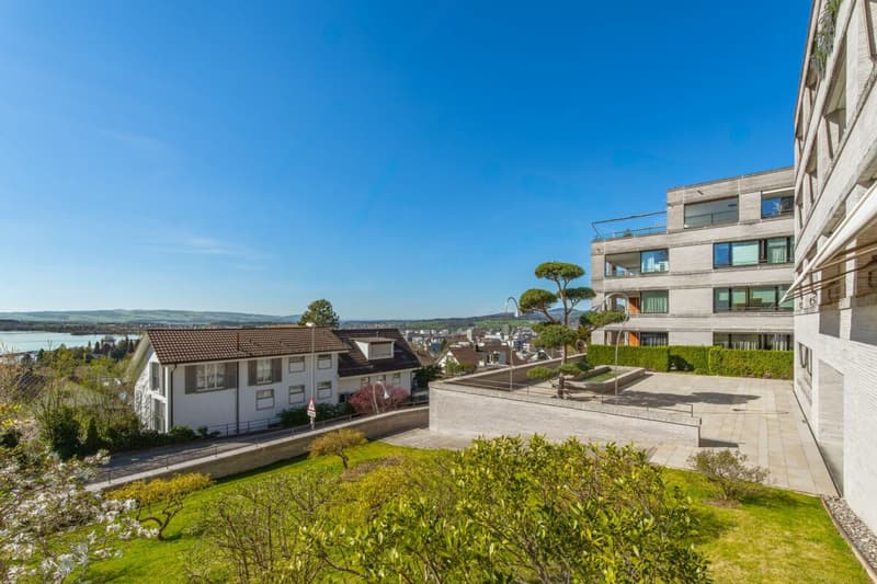 Exclusive 3.5 room luxury apartment with breathtaking lake view (18)