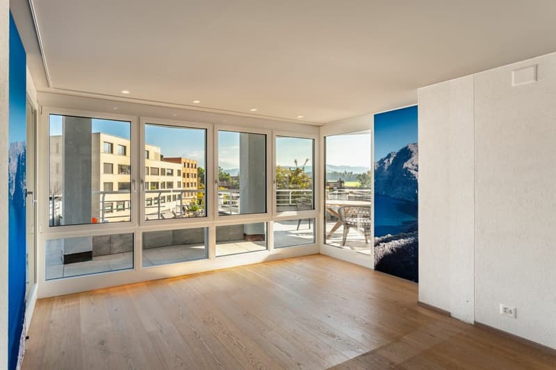 High-quality renovated 5 1/2-room attic apartment in the heart of Hünenberg (10)