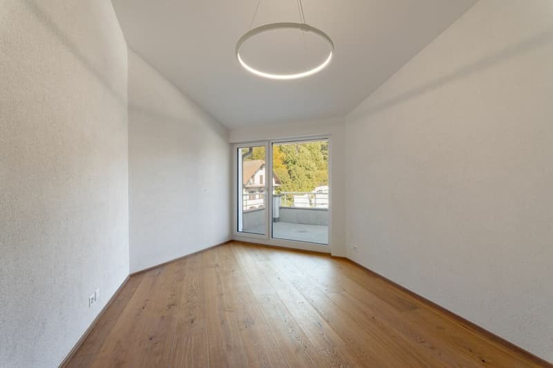 High-quality renovated 5 1/2-room attic apartment in the heart of Hünenberg (14)