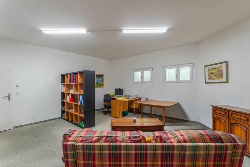 Maison unifamiliale de 6 1/2 pièces à Kilchberg dans un emplacement calme et ensoleillé sur une pente (17)