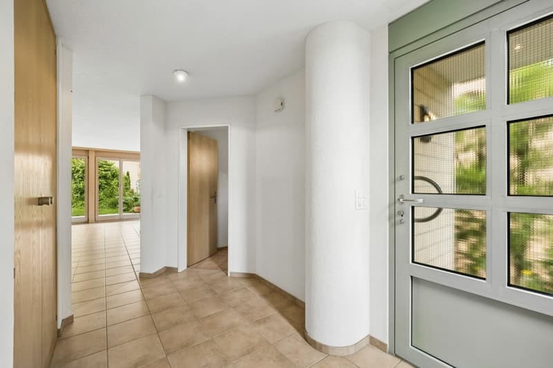Spacious 6 1/2 room semi-detached house in Rotkreuz (9)