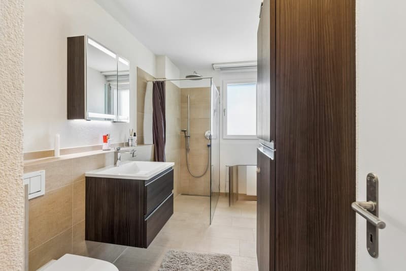 moderne 4 1/2 Zimmerwohnung mitten in Rotkreuz (16)