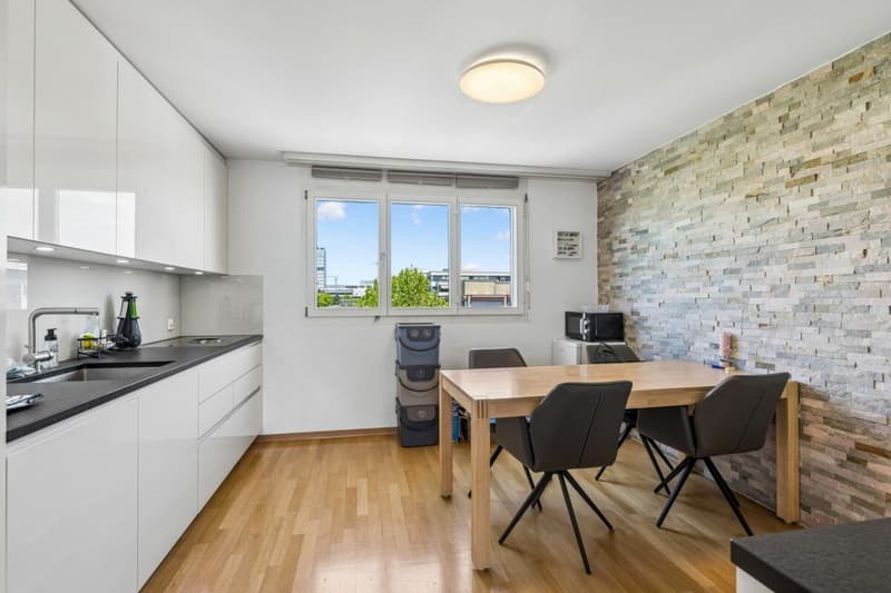 moderne 4 1/2 Zimmerwohnung mitten in Rotkreuz (5)