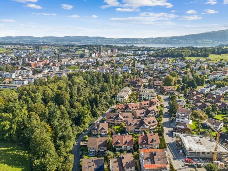 grosszügiges 6 1/2 Zimmer-Doppeleinfamilienhaus in Rotkreuz (5)