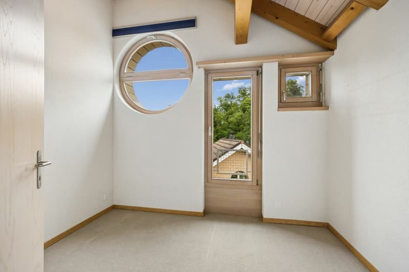 grosszügiges 6 1/2 Zimmer-Doppeleinfamilienhaus in Rotkreuz (32)