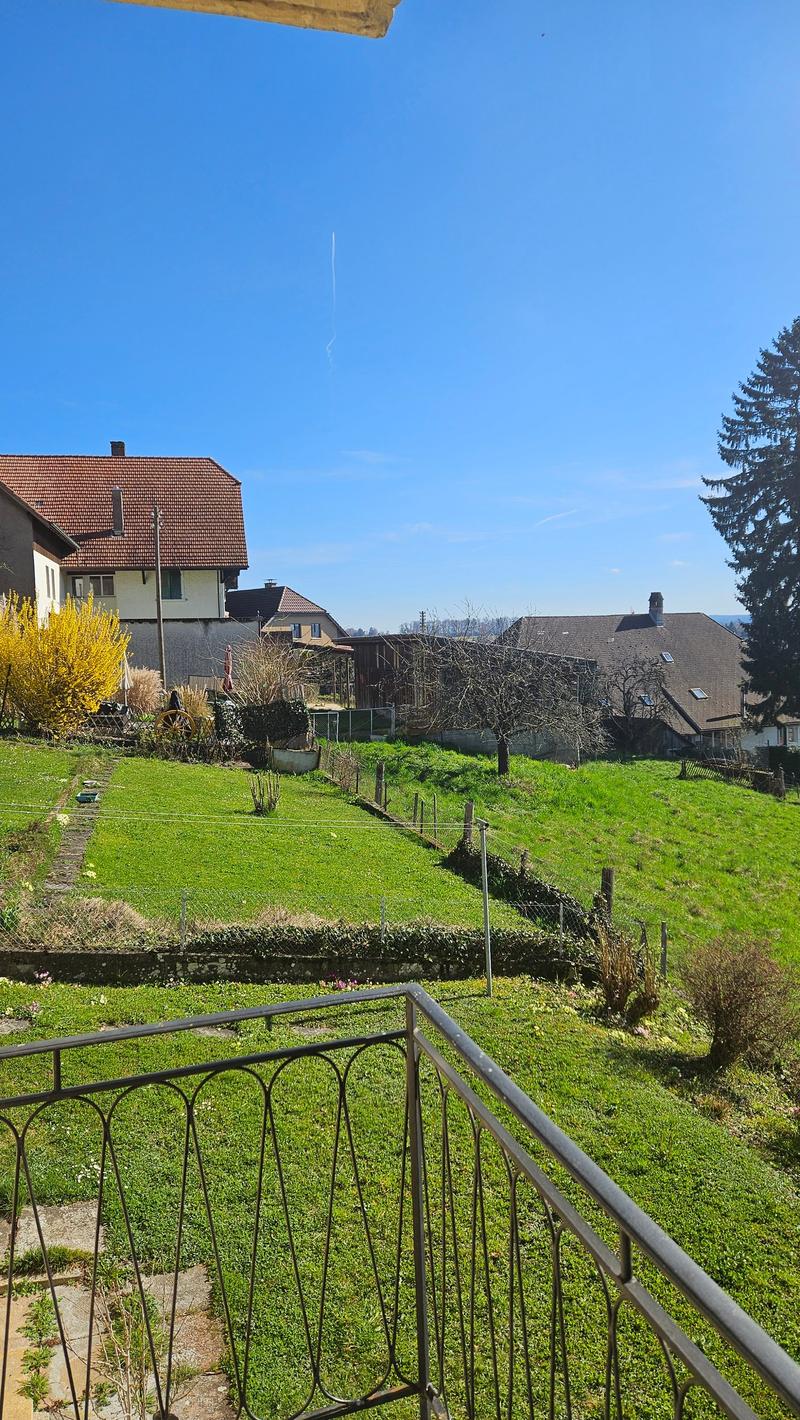 Einfamilienhaus mit 2 Wohnungen mit wunderbarer Weitsicht in die Alpen (9)