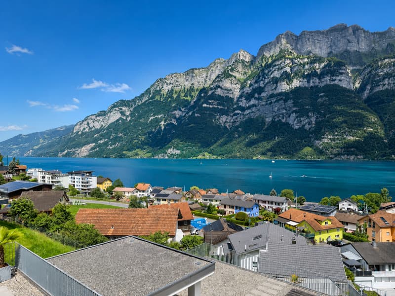 ANDERE BUCHEN FERIEN. SIE KOMMEN NACH HAUSE. (4)