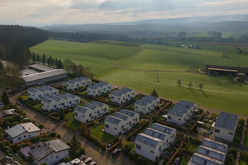 RÉSERVÉ - Maison de ville exclusive de 6,5 pièces à Obfelden (17)