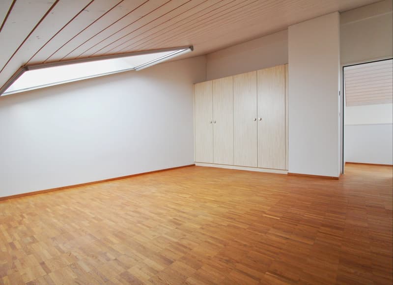 RÉSERVÉ - Maison de ville exclusive de 6,5 pièces à Obfelden (15)