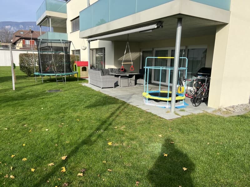 Beautiful Bright 4 1/2 Room Owner-Occupied Apartment (2)
