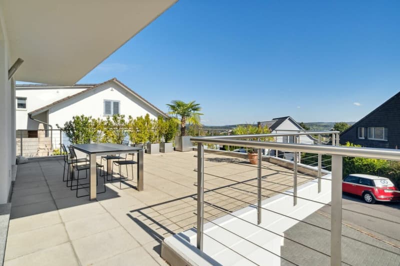 Unique living experience with a dreamy garden paradise (12)